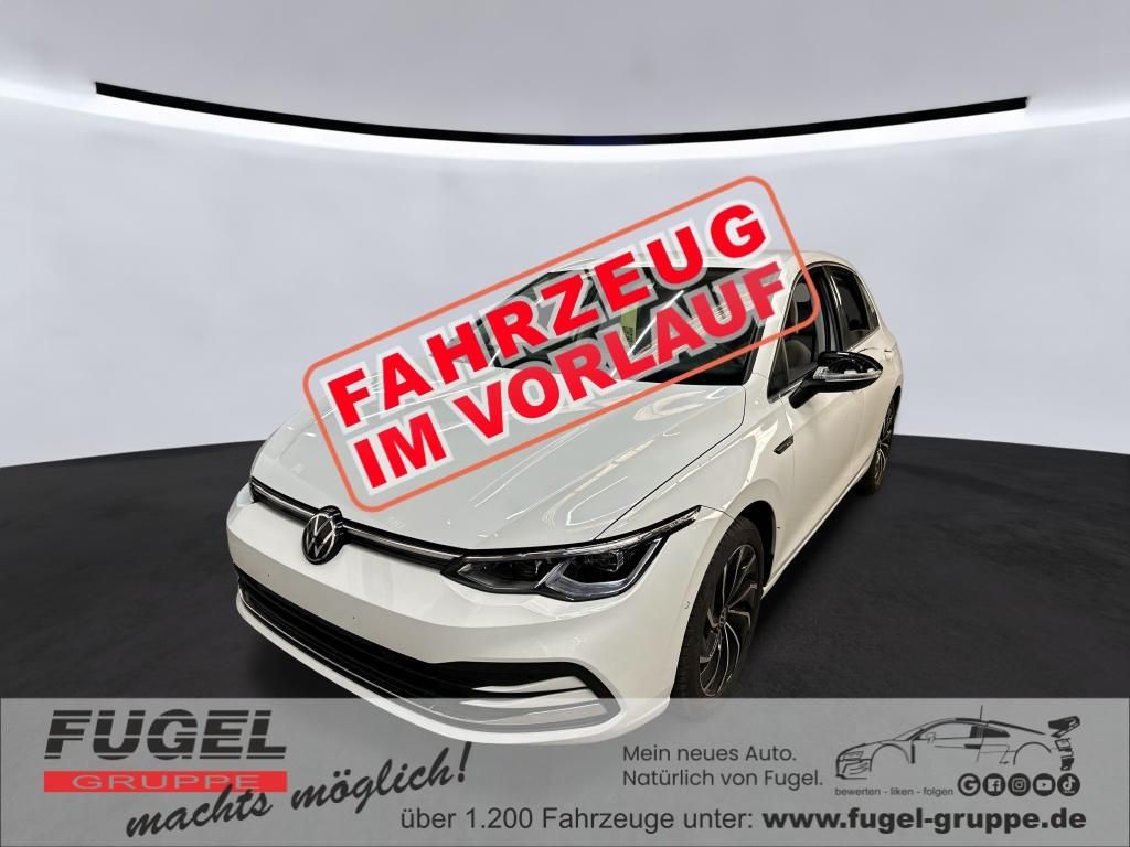 Volkswagen Golf 2023 г. Белый, пробег 21721 км