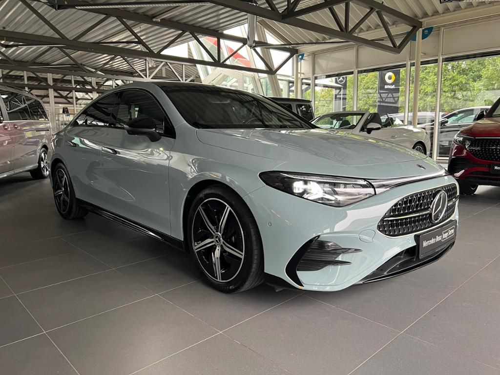 Mercedes-Benz CLA 180 2026 г. Чёрный, пробег 15000 км