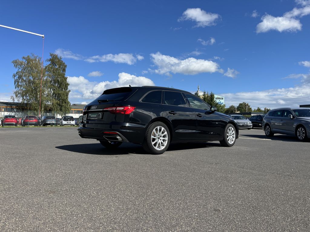 Audi A4 2022 г. Чёрный, пробег 42222 км