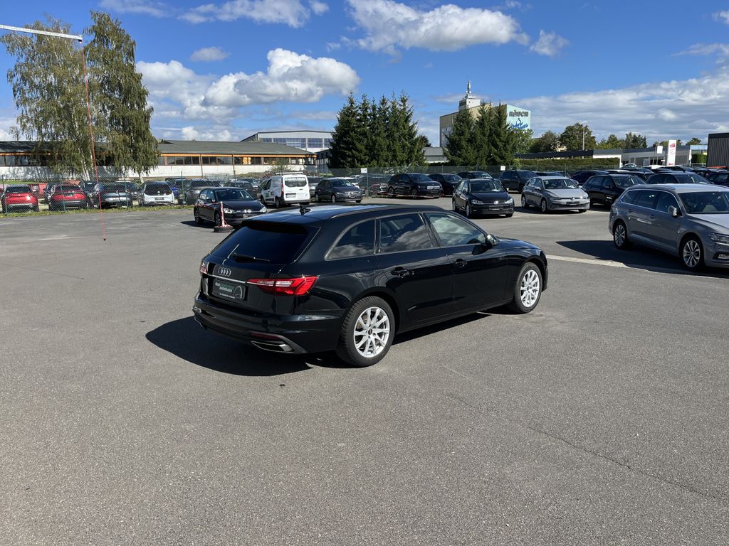 Audi A4 2022 г. Чёрный, пробег 42222 км