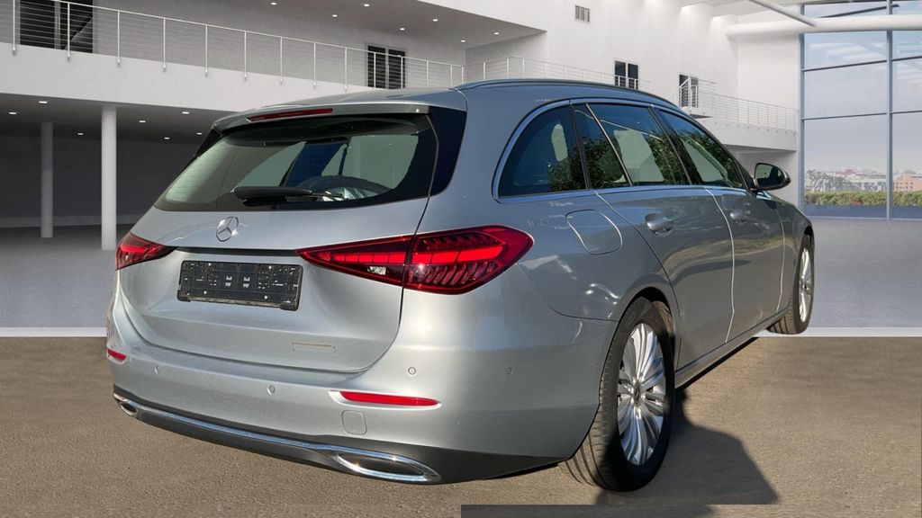 Mercedes-Benz C 220 2023 г. Серебристый, пробег 59877 км