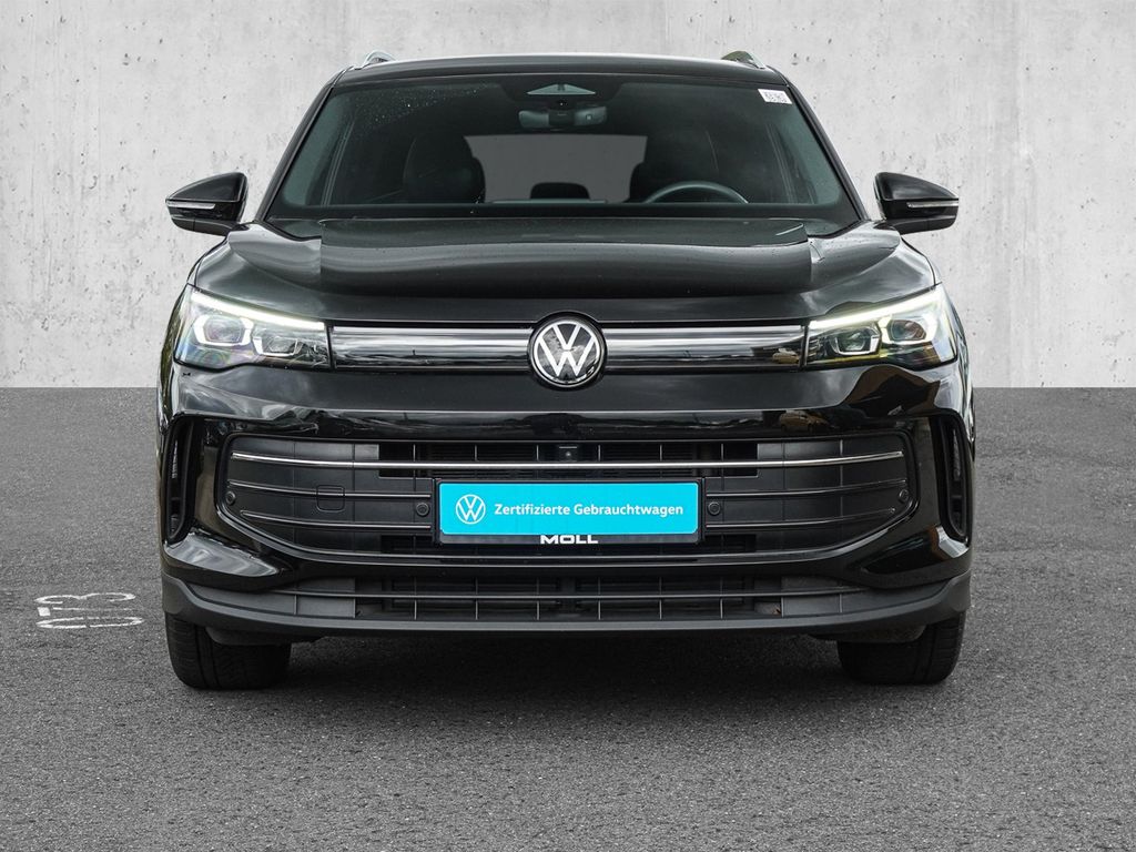 Volkswagen Tiguan 2025 г. Чёрный, пробег 23556 км
