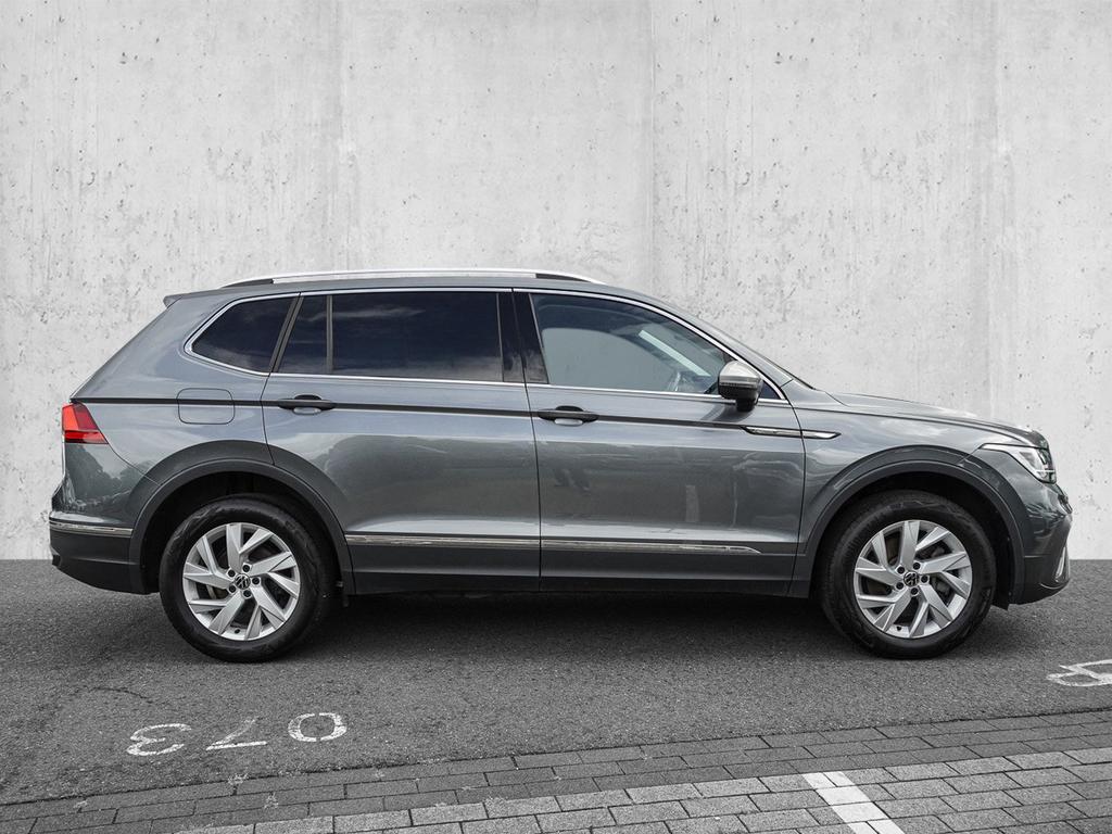 Volkswagen TIGUAN ALLSPACE 2023 г. Серый, пробег 24222 км