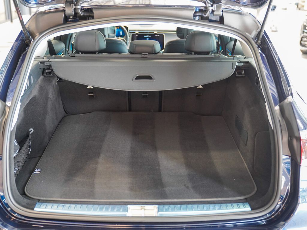 Mercedes-Benz E 450 2025 г. Синий, пробег 31094 км