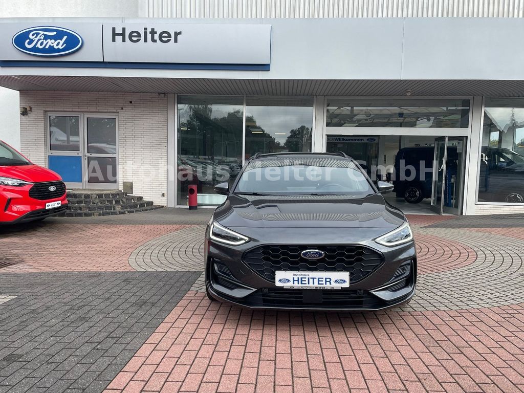 Ford Focus 2024 г. Серый, пробег 13690 км