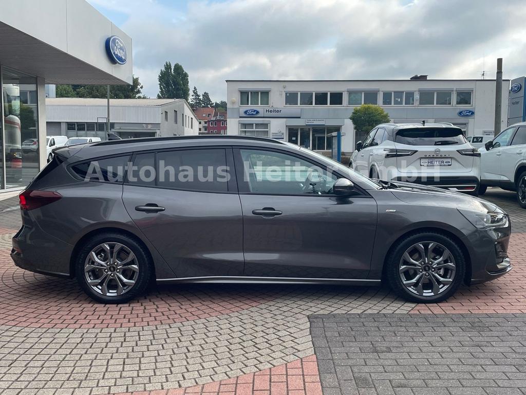 Ford Focus 2024 г. Серый, пробег 13690 км