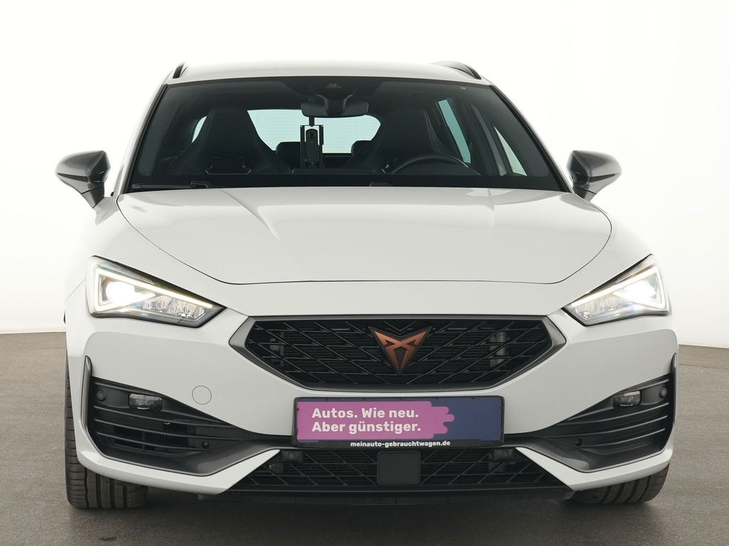 Cupra Leon 2022 г. Белый, пробег 48986 км