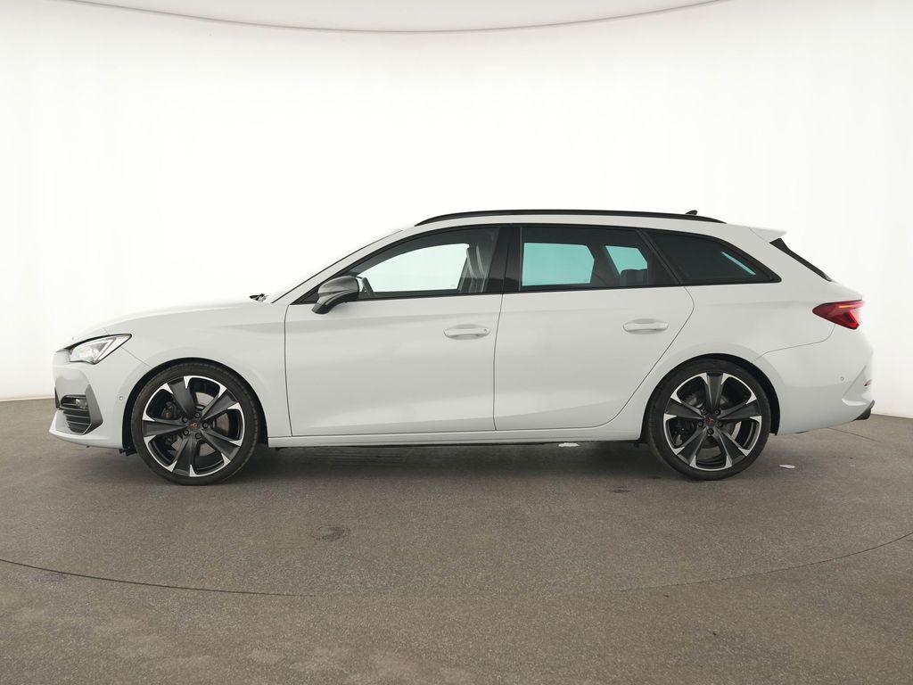 Cupra Leon 2022 г. Белый, пробег 48986 км