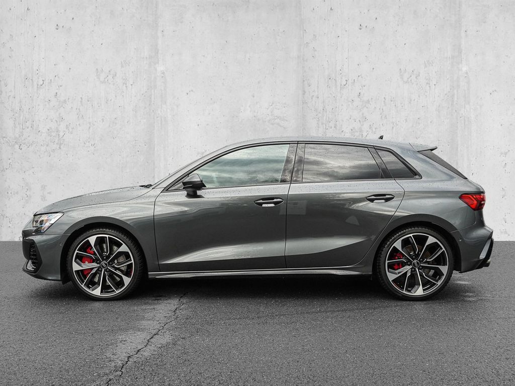 Audi S3 2025 г. Серый, пробег 9950 км