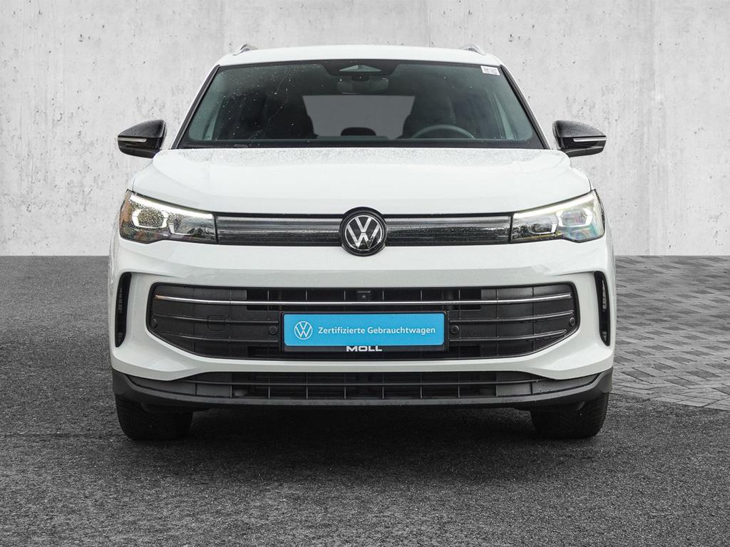 Volkswagen Tiguan 2025 г. Белый, пробег 25329 км