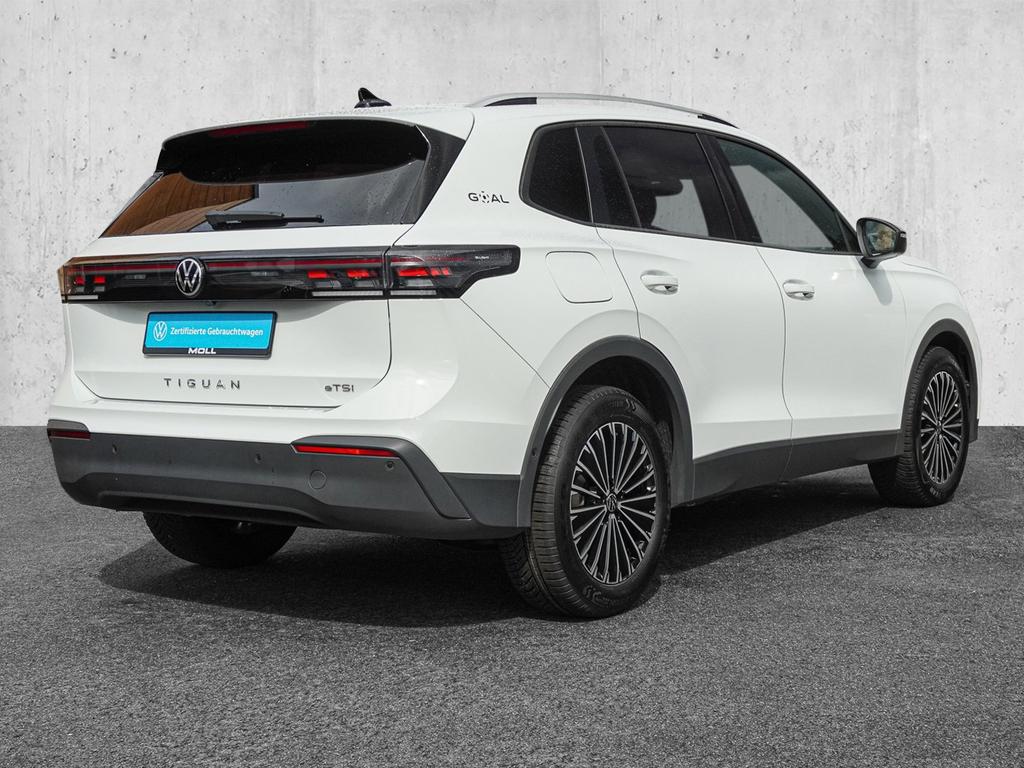 Volkswagen Tiguan 2025 г. Белый, пробег 25329 км