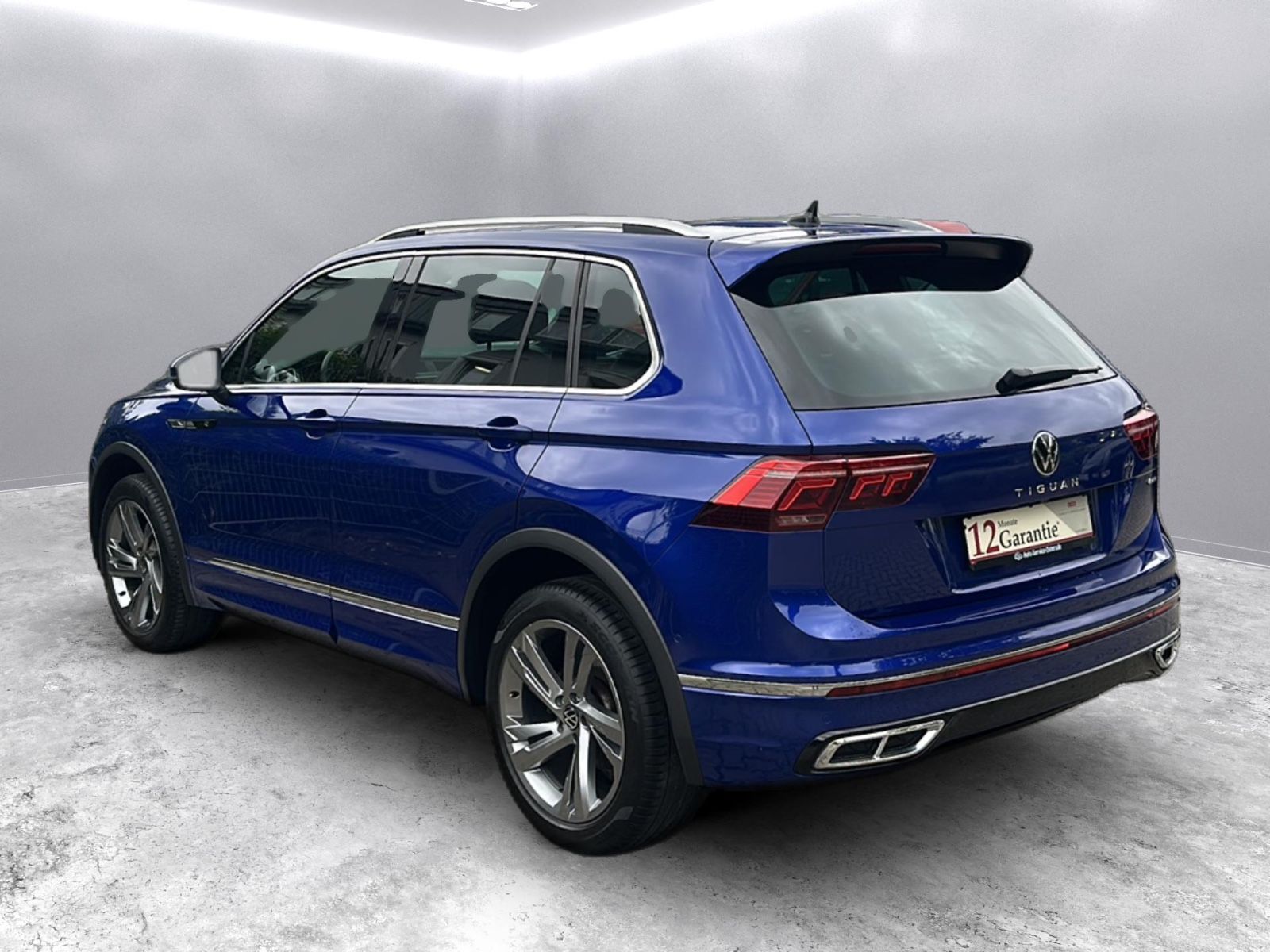 Volkswagen Tiguan 2022 г. Синий, пробег 47850 км