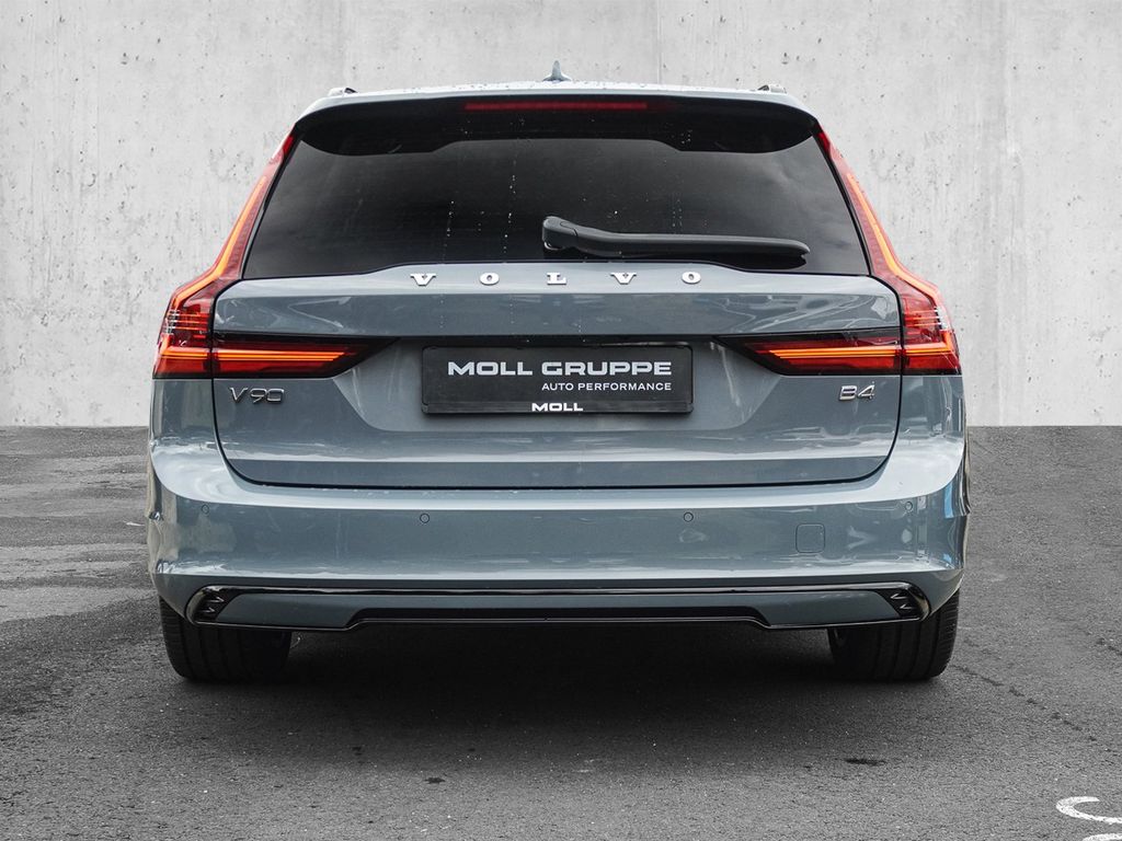 Volvo V90 2023 г. Серый, пробег 41868 км