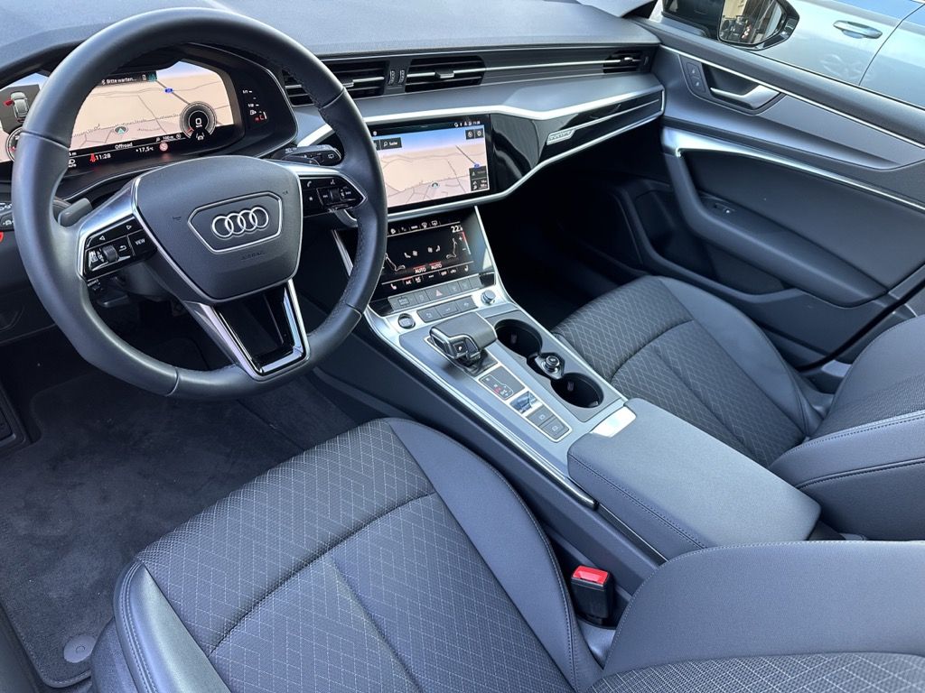 Audi A6 allroad 2022 г. Чёрный, пробег 50761 км