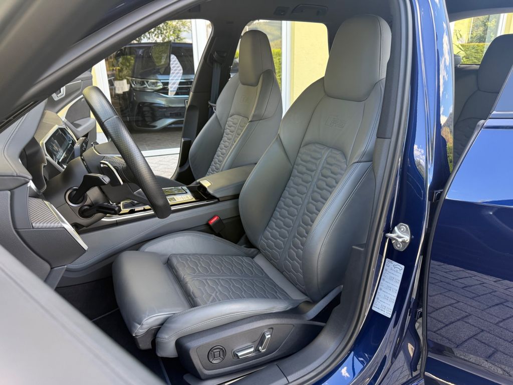 Audi RS6 2022 г. Синий, пробег 48000 км