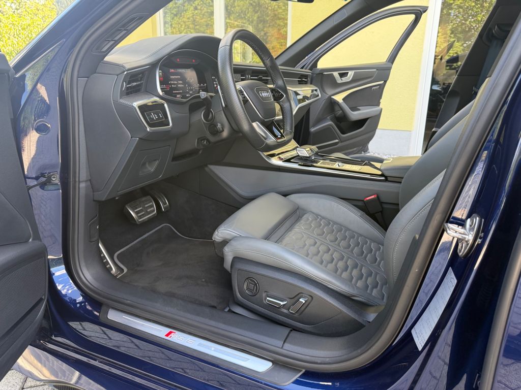 Audi RS6 2022 г. Синий, пробег 48000 км