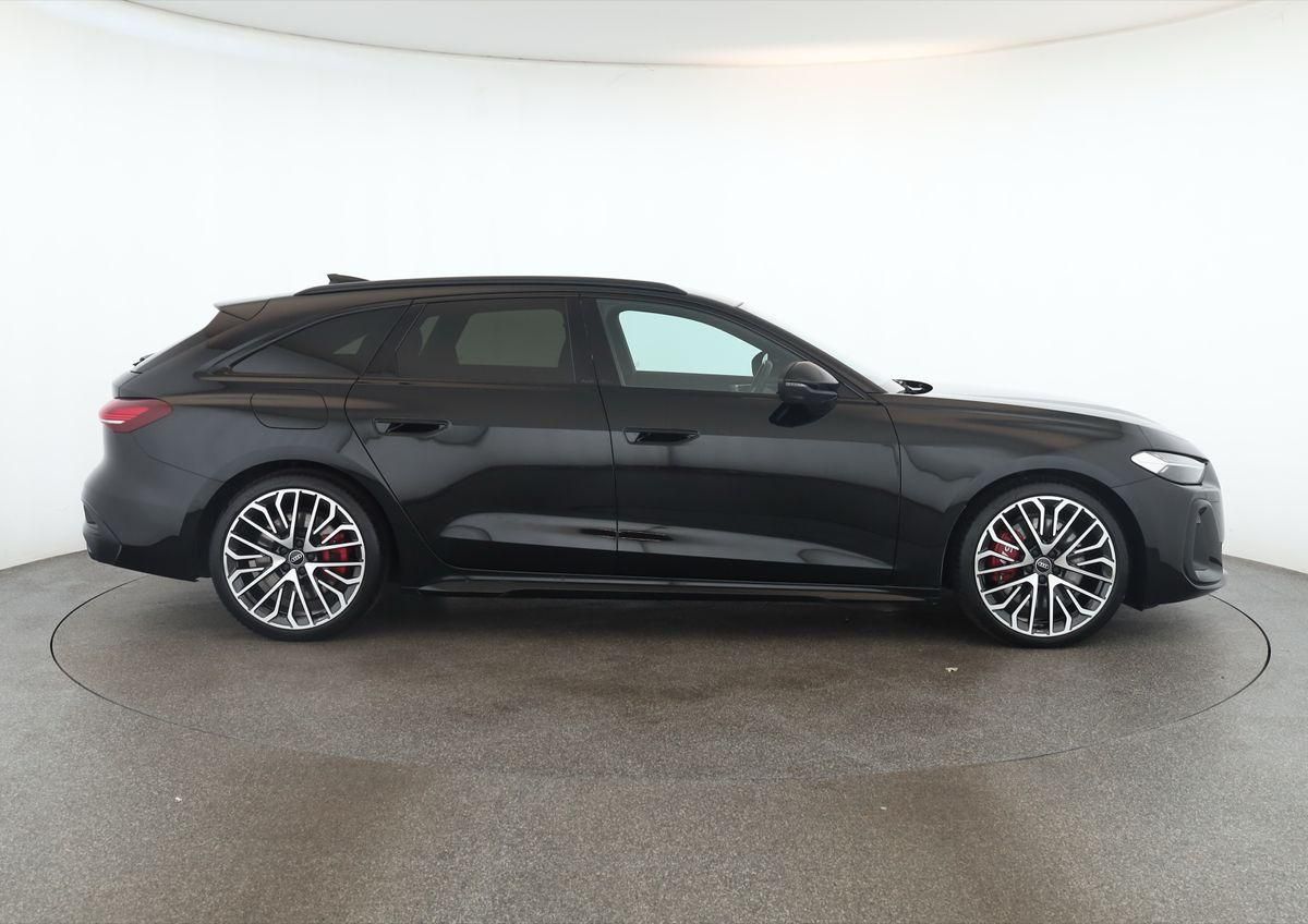 Audi S5 2025 г. Чёрный, пробег 17700 км