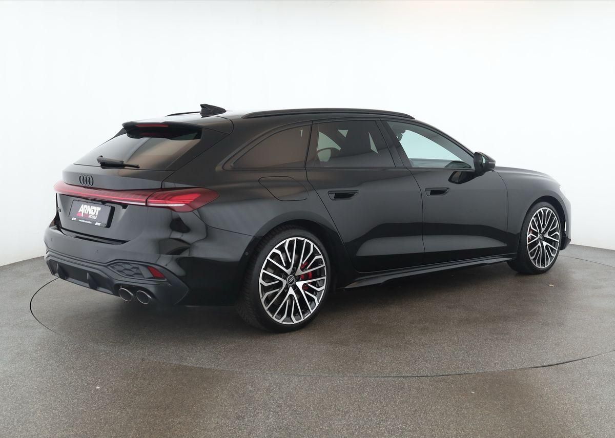 Audi S5 2025 г. Чёрный, пробег 17700 км