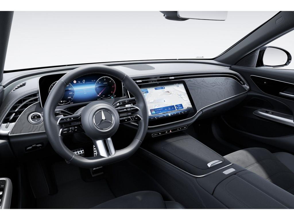 Mercedes-Benz E 220 2023 г. Серый, пробег 45972 км