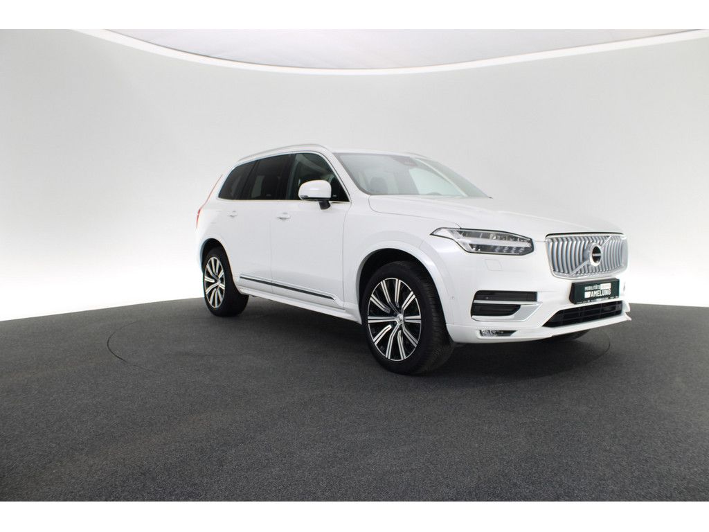 Volvo XC90 2023 г. Белый, пробег 29611 км