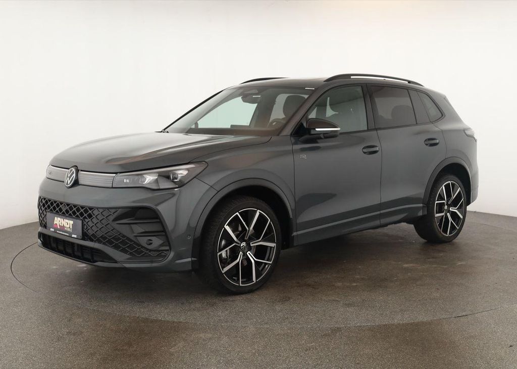 Volkswagen Tiguan 2025 г. Серый, пробег 36700 км