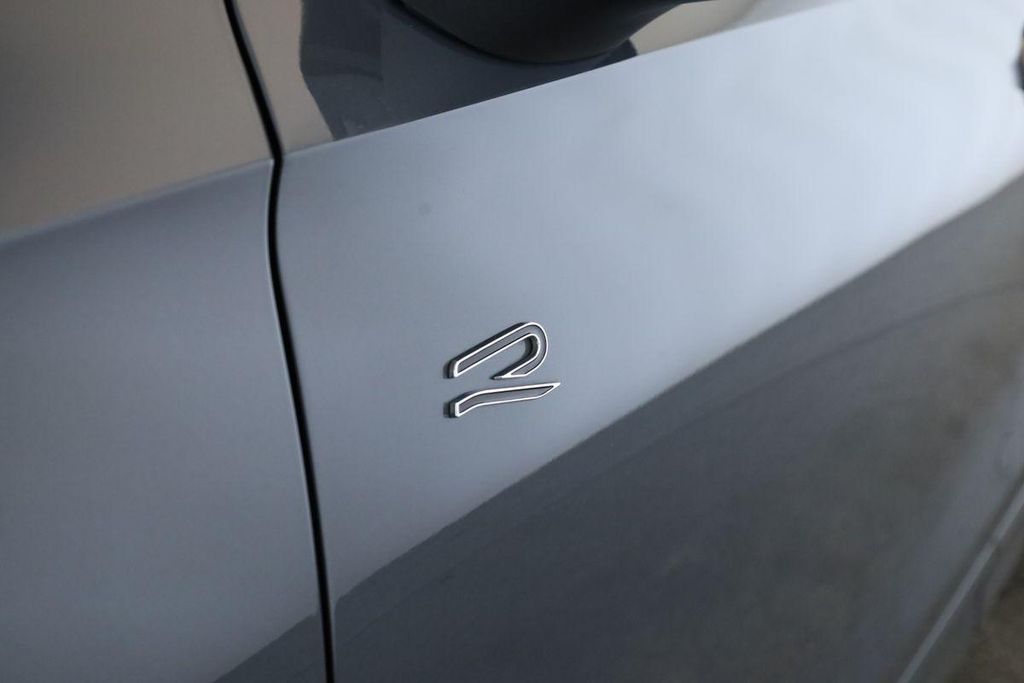 Volkswagen Tiguan 2025 г. Серый, пробег 36700 км