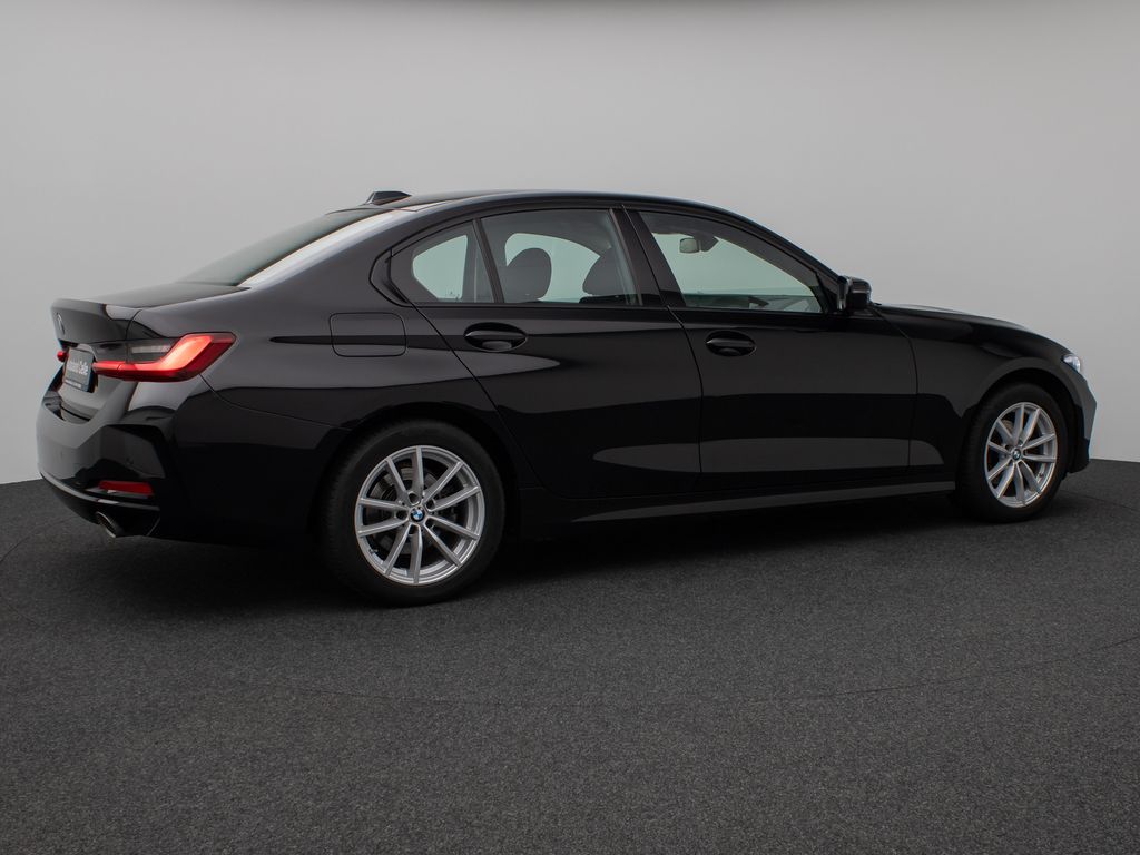 BMW 318 2024 г. Чёрный, пробег 37664 км