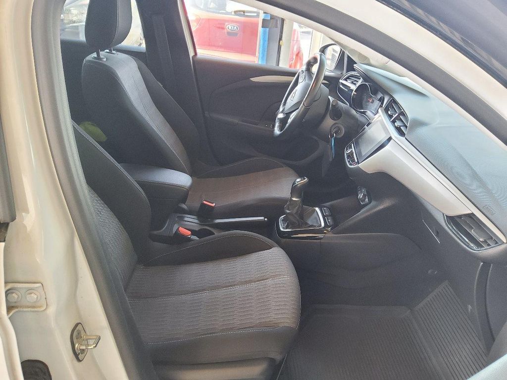 Opel Corsa 2022 г. Белый, пробег 59900 км