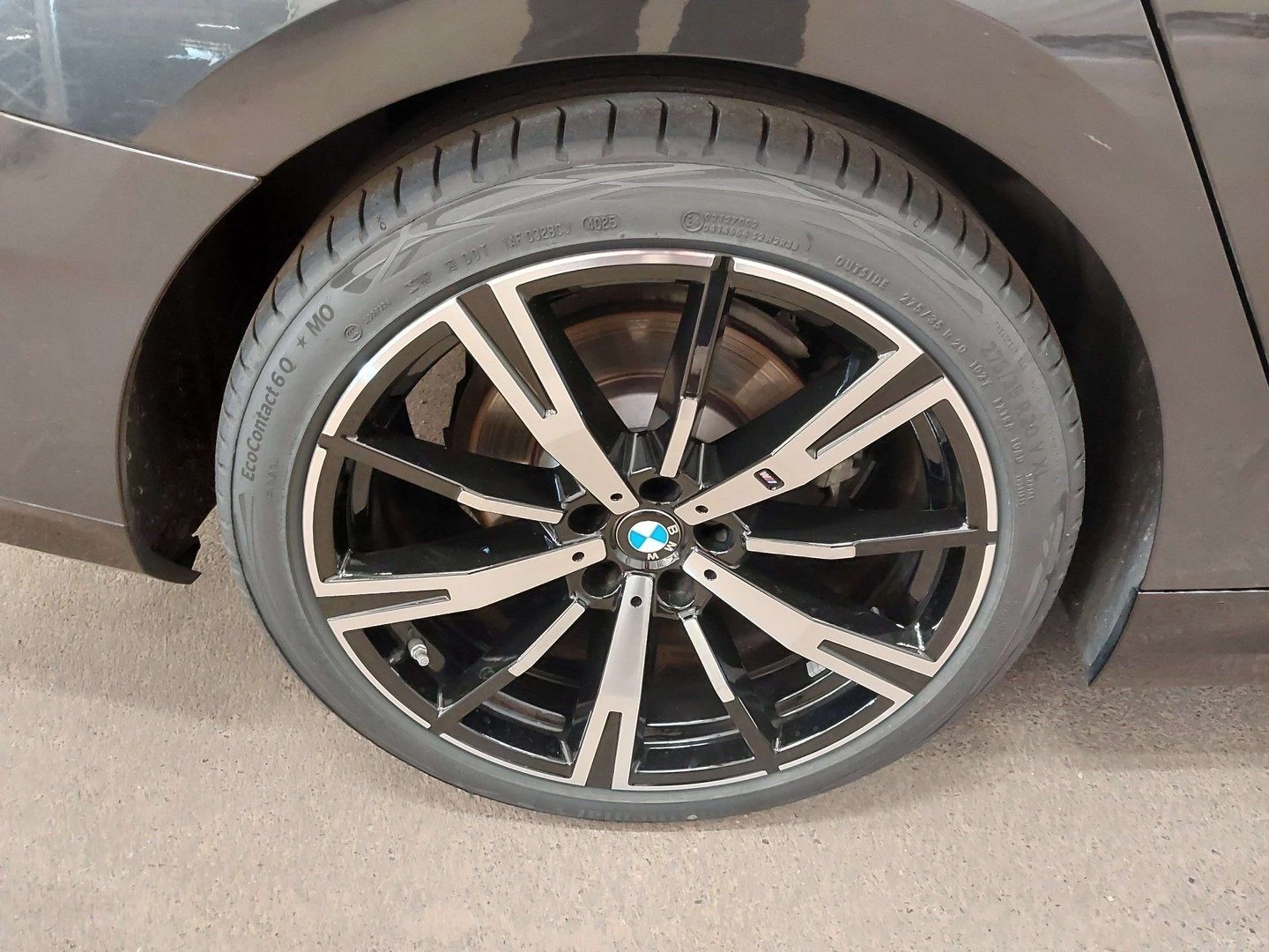 BMW 520 2025 г. Серый, пробег 25530 км