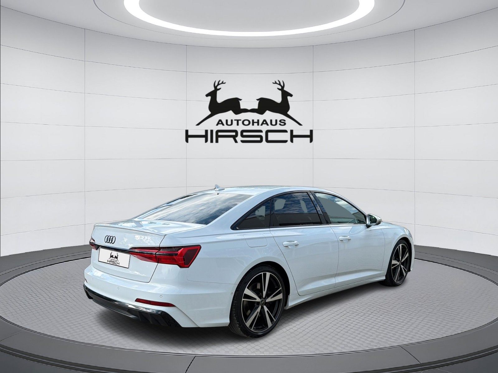 Audi S6 2024 г. Белый, пробег 39990 км