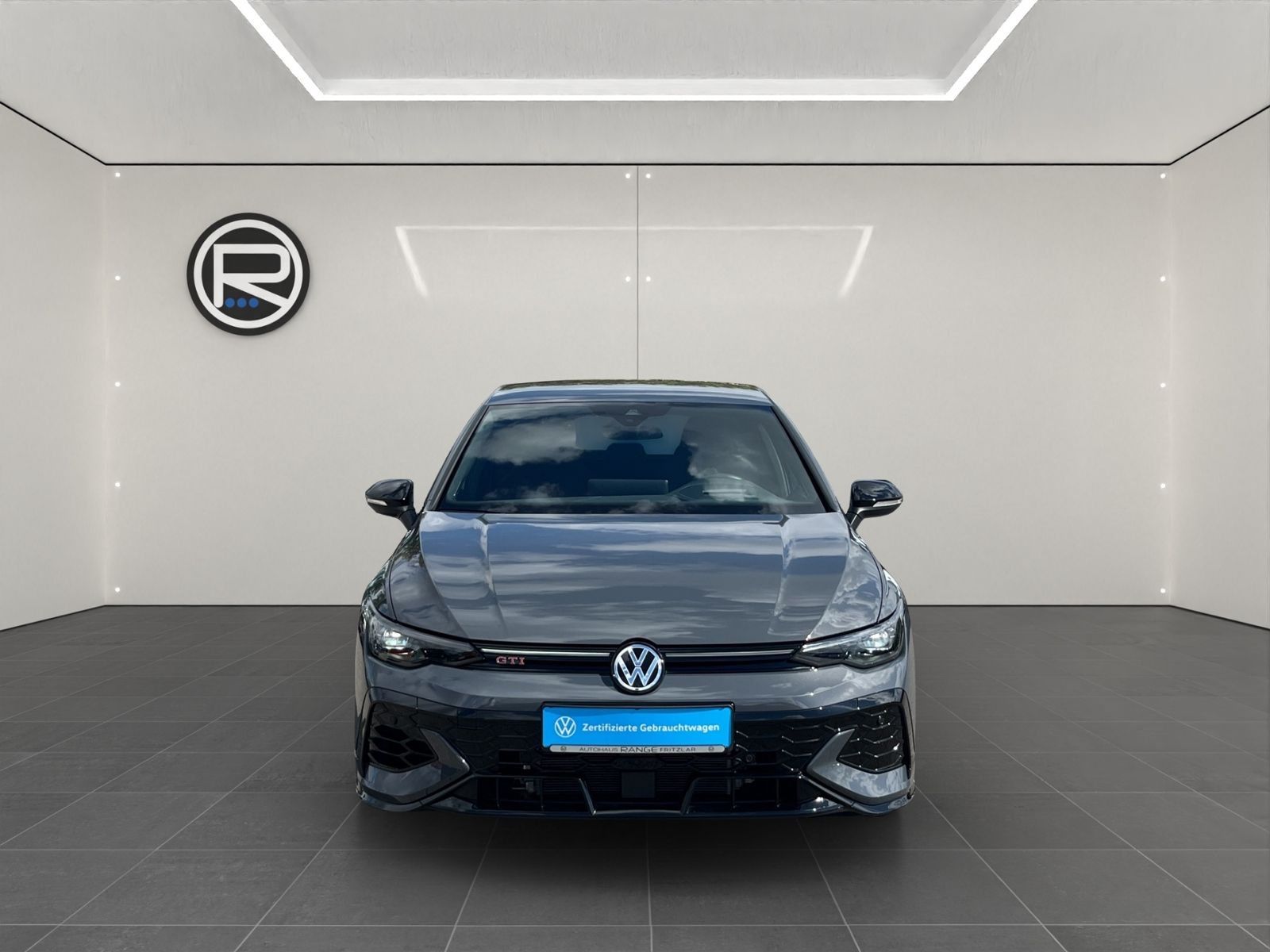 Volkswagen Golf 2025 г. Серый, пробег 16755 км