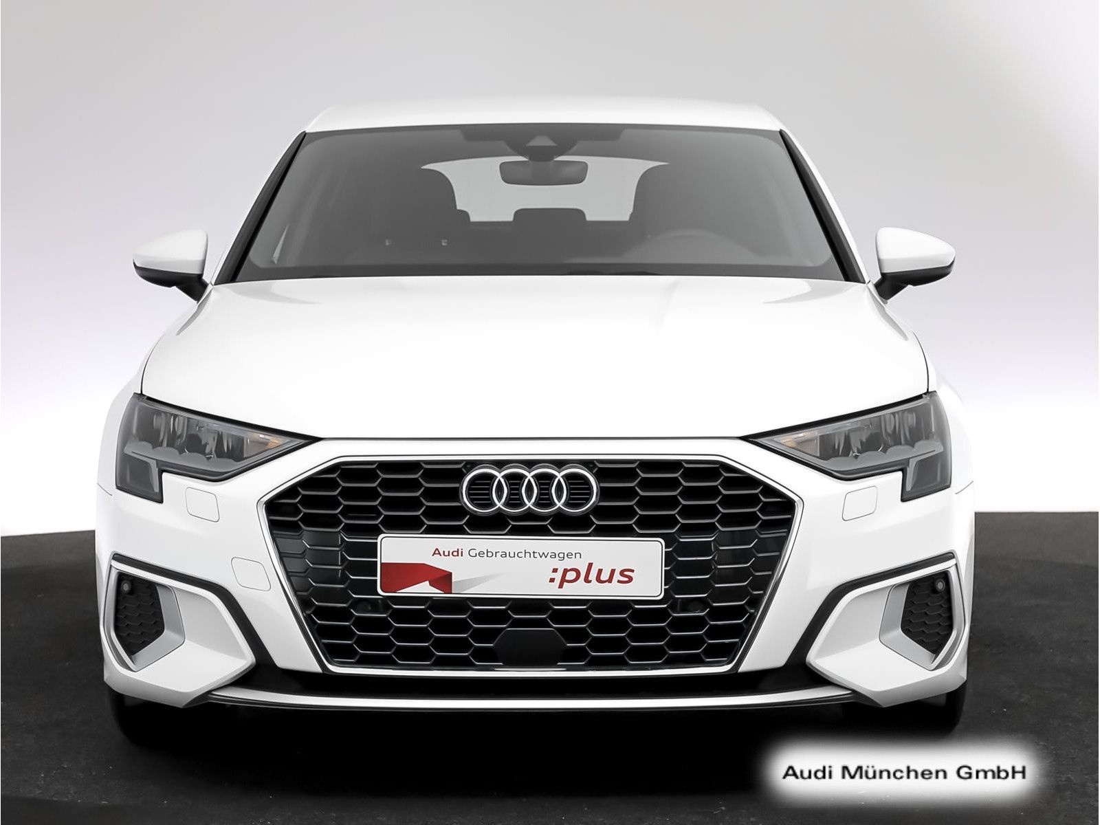 Audi A3 2023 г. Белый, пробег 26559 км