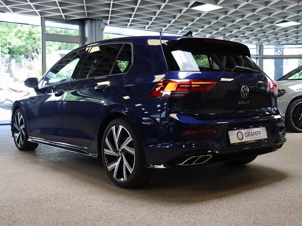 Volkswagen Golf 2022 г. Синий, пробег 38650 км