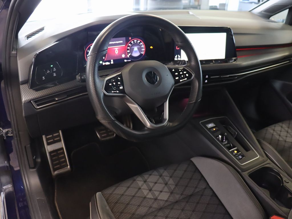 Volkswagen Golf 2022 г. Синий, пробег 38650 км