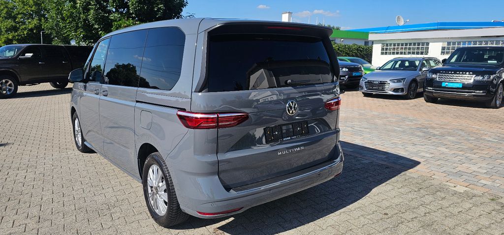 Volkswagen T7 MULTIVAN 2024 г. Серый, пробег 44000 км