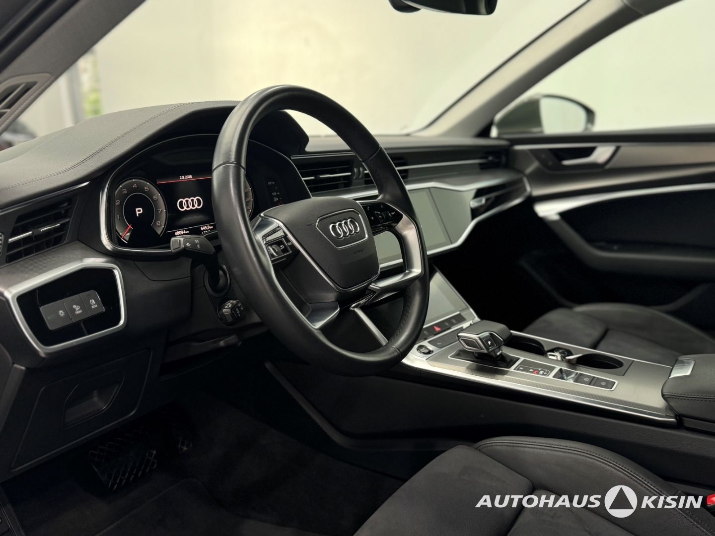 Audi A6 2023 г. Серый, пробег 48087 км