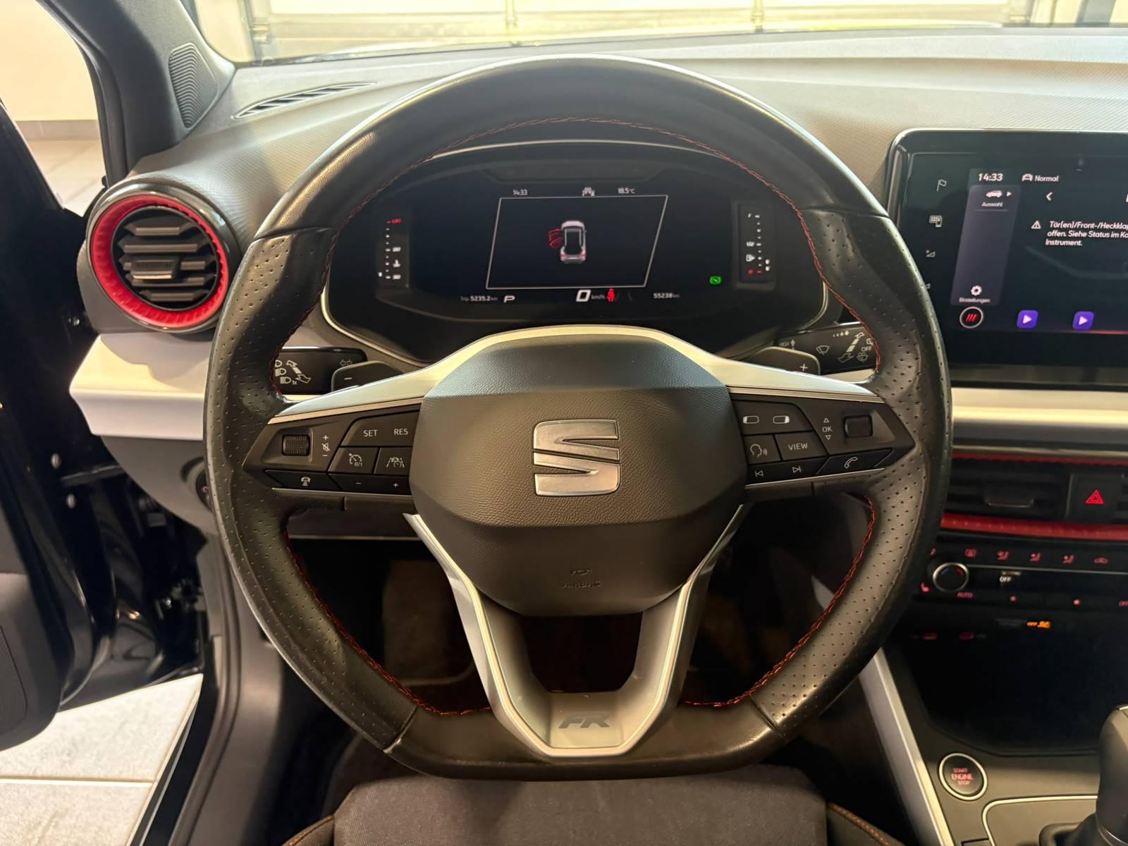 SEAT Arona 2023 г. Чёрный, пробег 55238 км