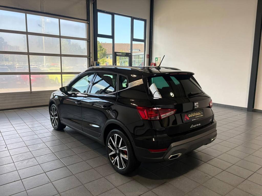 SEAT Arona 2023 г. Чёрный, пробег 55238 км