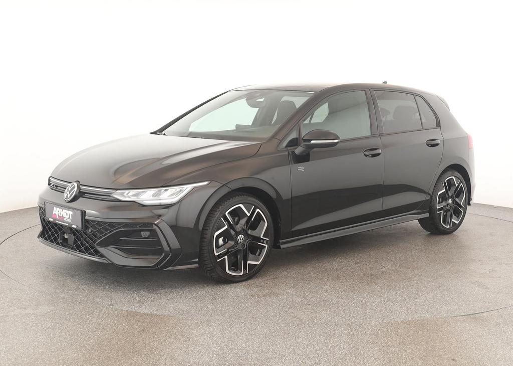Volkswagen Golf 2025 г. Чёрный, пробег 37300 км