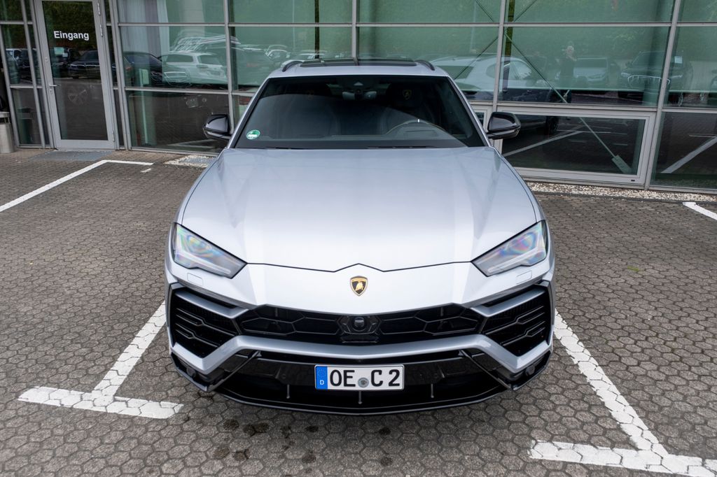 Lamborghini Urus 2023 г. Серебристый, пробег 53000 км