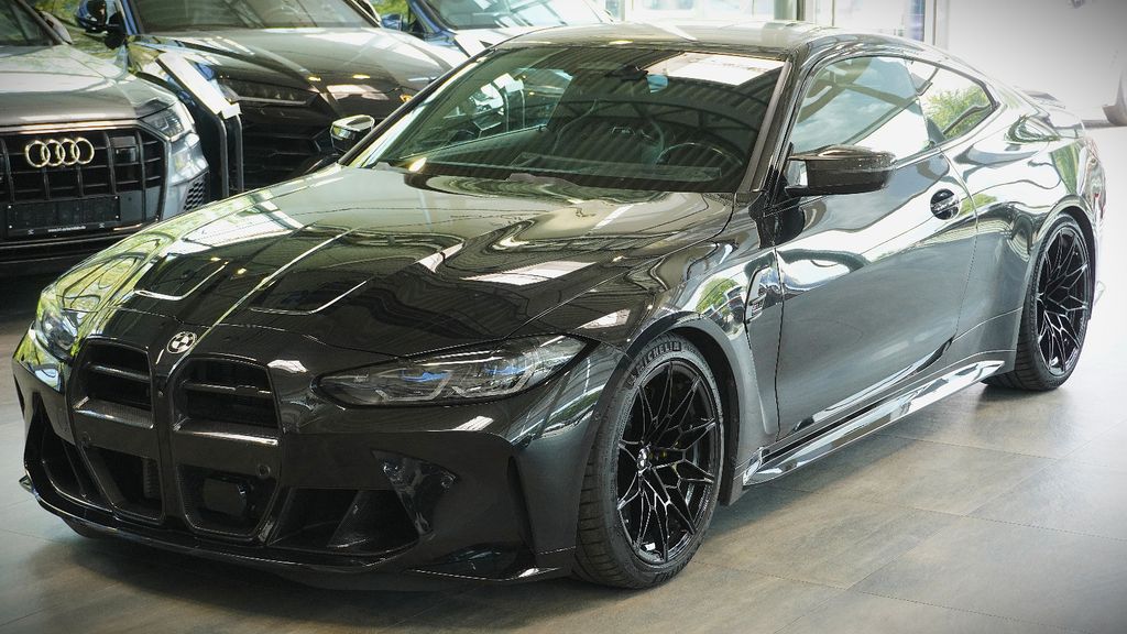 BMW M4 2024 г. Чёрный, пробег 57000 км