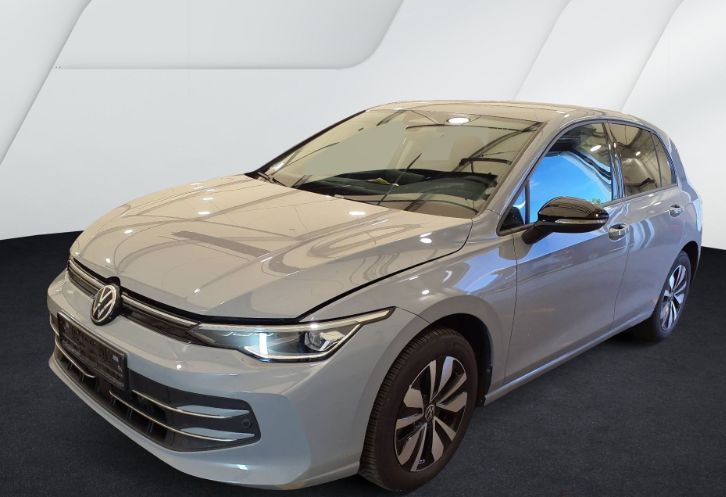 Volkswagen Golf 2025 г. Серый, пробег 31752 км