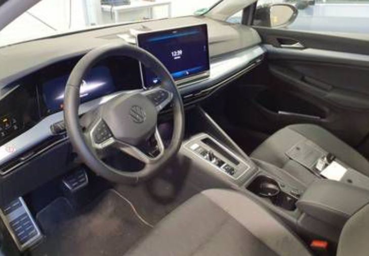 Volkswagen Golf 2025 г. Серый, пробег 31752 км