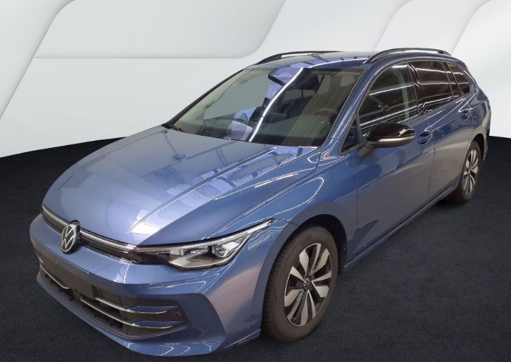 Volkswagen Golf 2025 г. Синий, пробег 29550 км