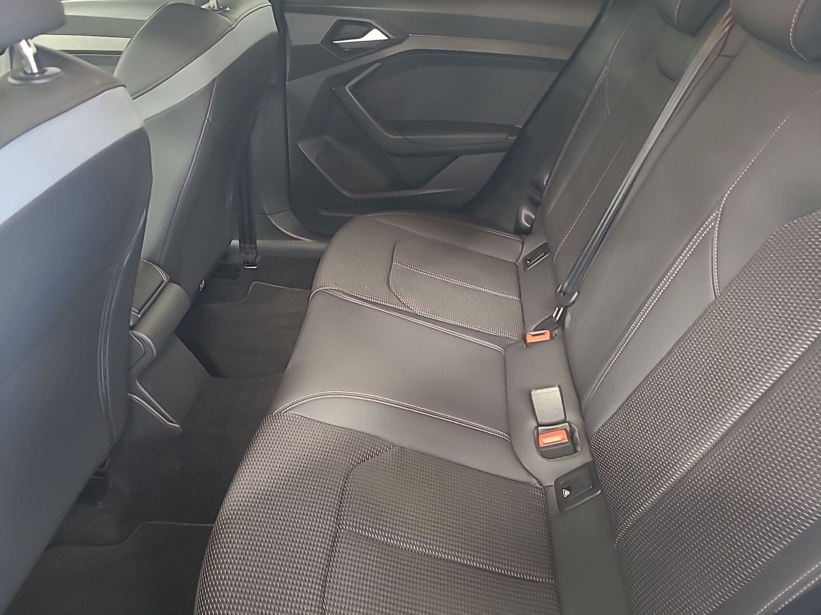 Audi A1 2023 г. Серый, пробег 22787 км
