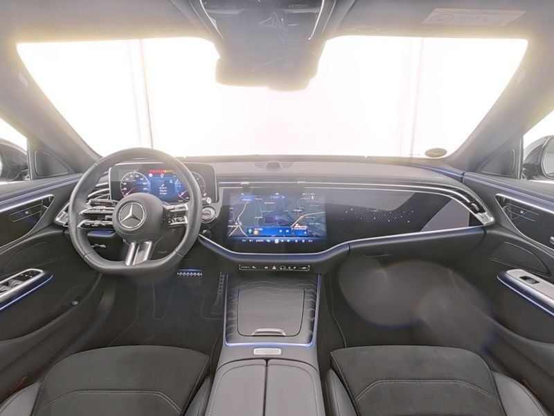 Mercedes-Benz E 220 2025 г. Чёрный, пробег 18149 км