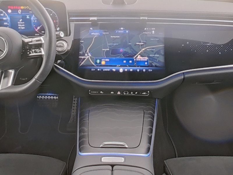 Mercedes-Benz E 220 2025 г. Чёрный, пробег 18149 км