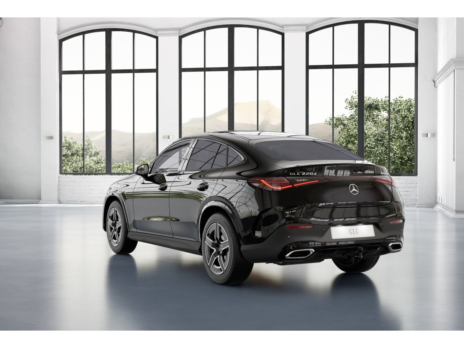 Mercedes-Benz GLC 220 2026 г. Чёрный, пробег 14921 км
