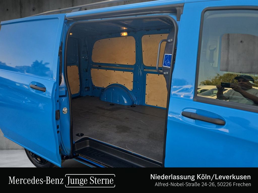 Mercedes-Benz Vito 2021 г. Синий, пробег 49010 км