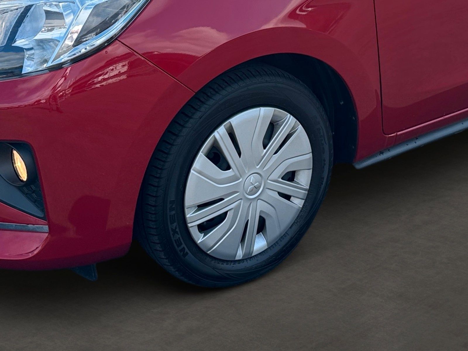 Mitsubishi Space Star 2021 г. Красный, пробег 56550 км